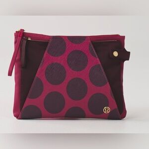 Lululemon in the present pouch